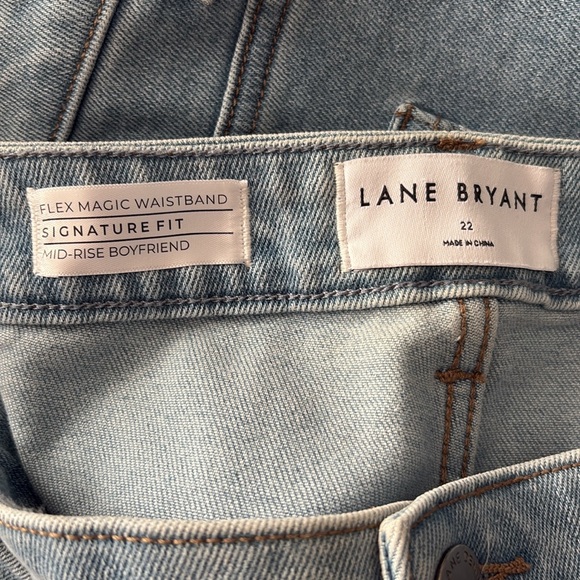 LANE BRYANT Distressed Boyfriend Jeans with Plaid Patchwork Size 22 -- FALL!!!! - Picture 8 of 8